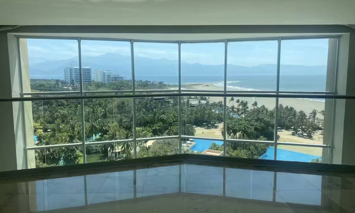 Nuevo Vallarta Hotel | 1 Bedroom Grand Mayan Deluxxe Ocean Front VIP Access Park & 2x1 Golf Tournament