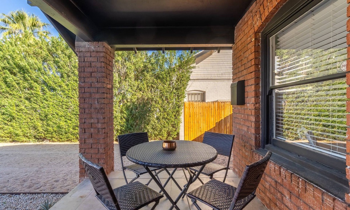 Coronado Apartment | 1 Bedroom Pet friendly house near Roosevelt Row AZ