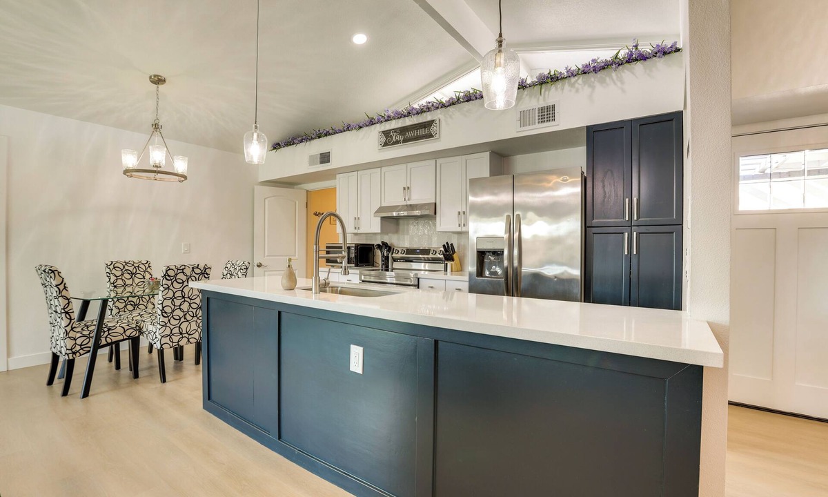 Knoell Garden Groves Cottage | 11 Mi to Dtwn Phoenix: Main House w/Outdoor Oasis