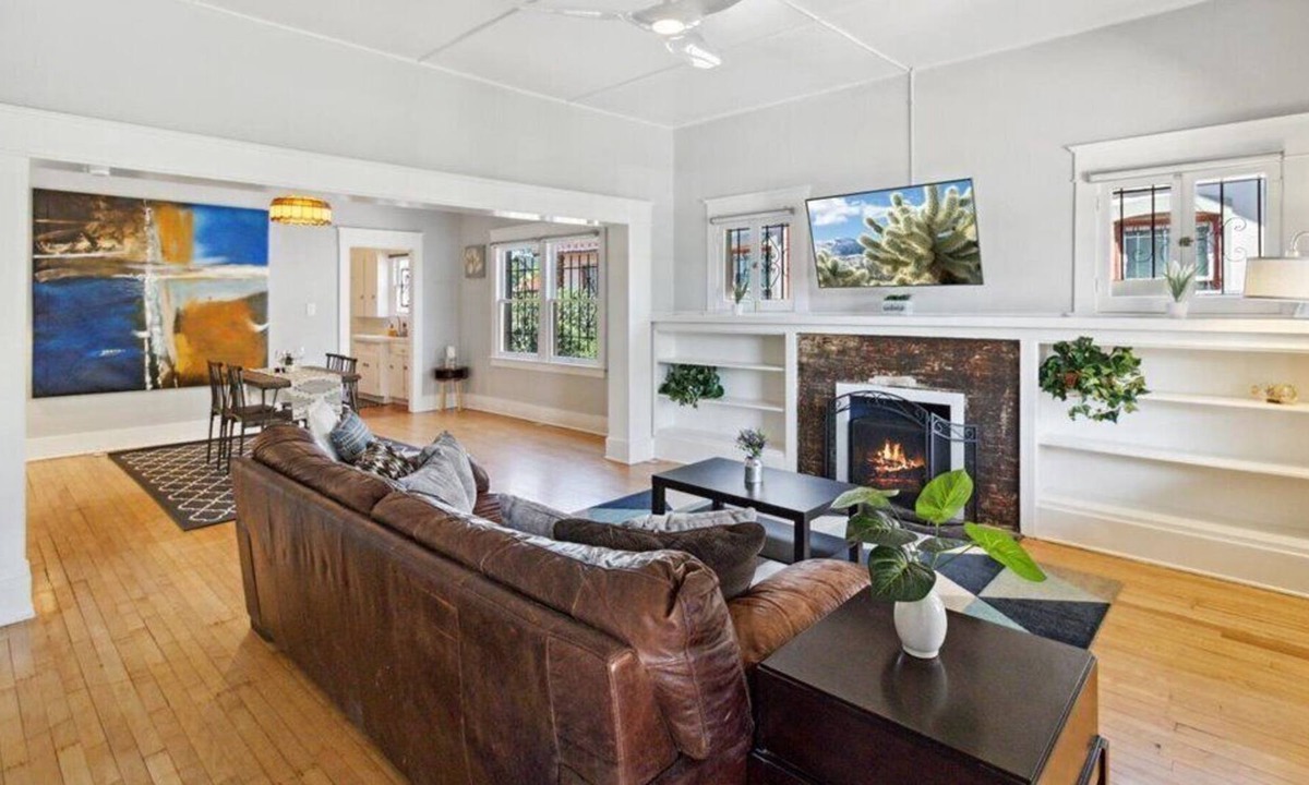 Governmental Mall House | 15 Mins to Scottsdale Fast Wi-fi & Fire-pit