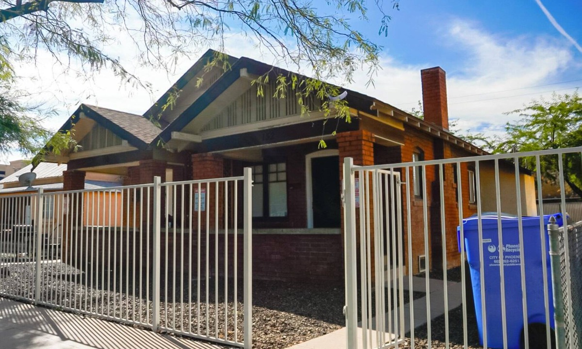 Governmental Mall House | 2 bedroom, 1 bath Cozy Casita located in Downtown , Phoenix!
