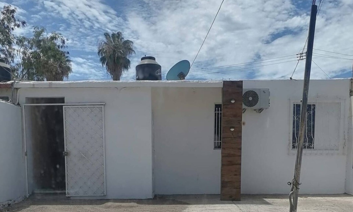 Loreto Apartment | 2 bedroom 5 minutes walk to the beach