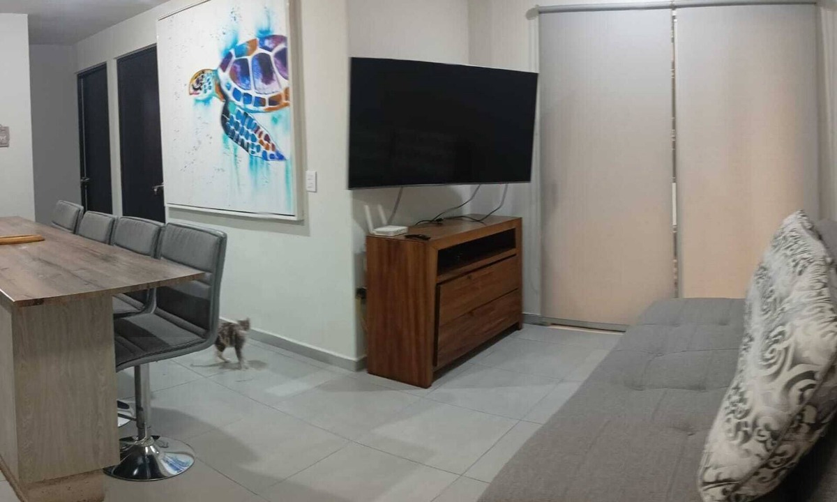 Tlaquepaque Apartment | 2 bedroom apartment, ground floor with patio, 20 min airport and 8 min Tlaquepaque