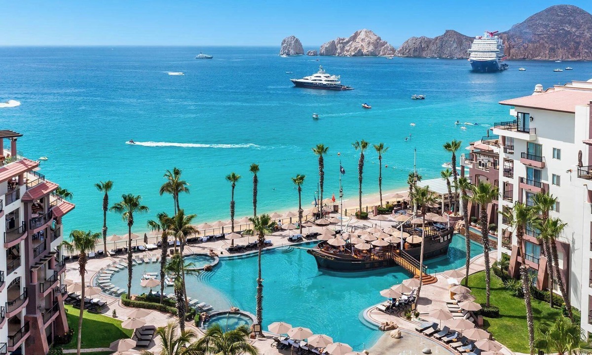 Cerro de Los Venados Condo | 2 Bedroom Ocean Front Penthouse in Cabo San Lucas that sleeps 6