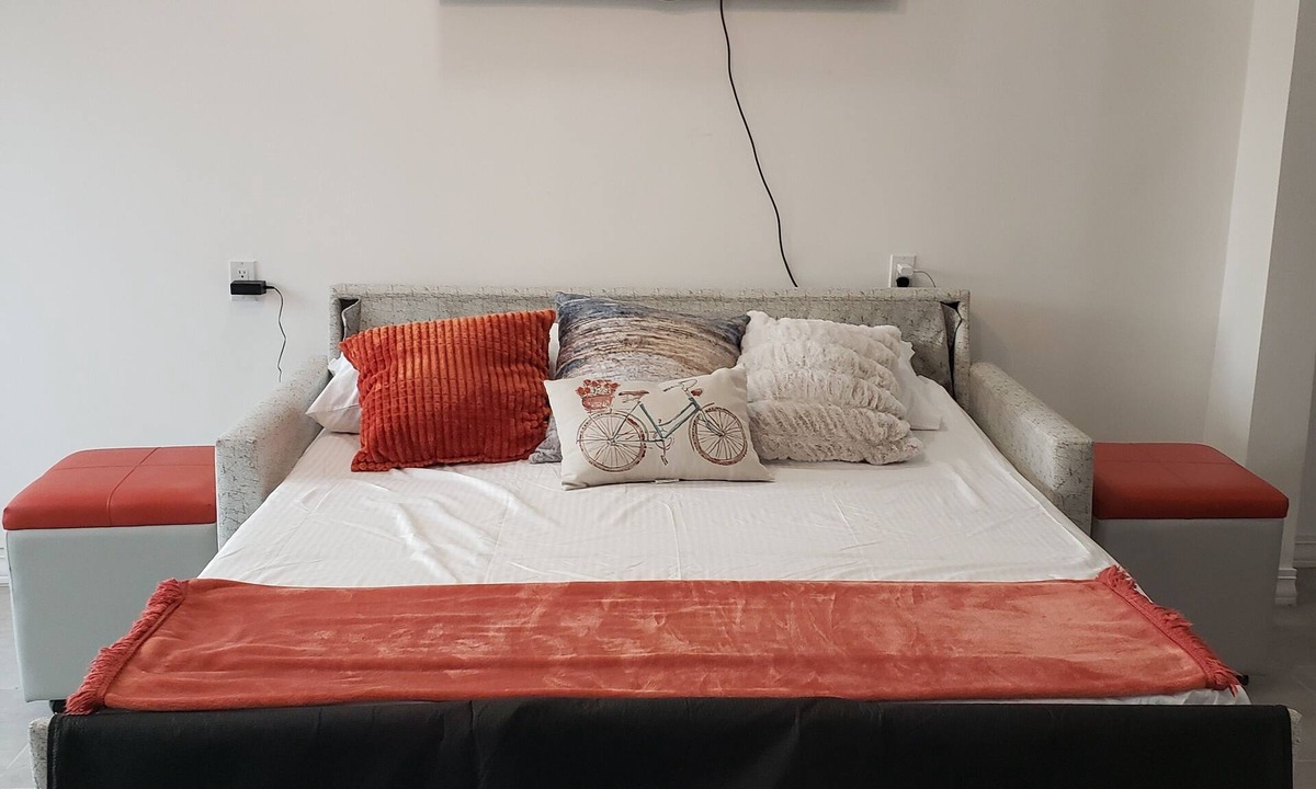 Centro Carretera House | 2 Br home, Sleeps 10, 1 min walk to Rosarito Beach
