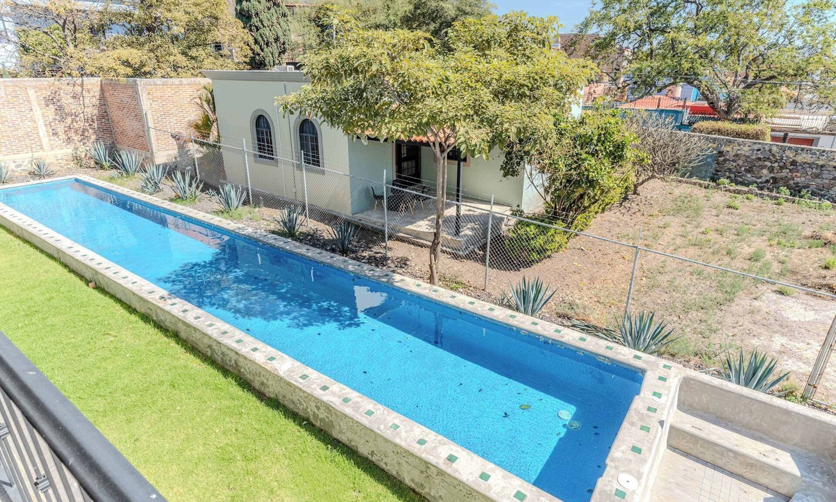 Ajijic House | 2BR house 2 blocks away to Malecón&Saltwater Pool