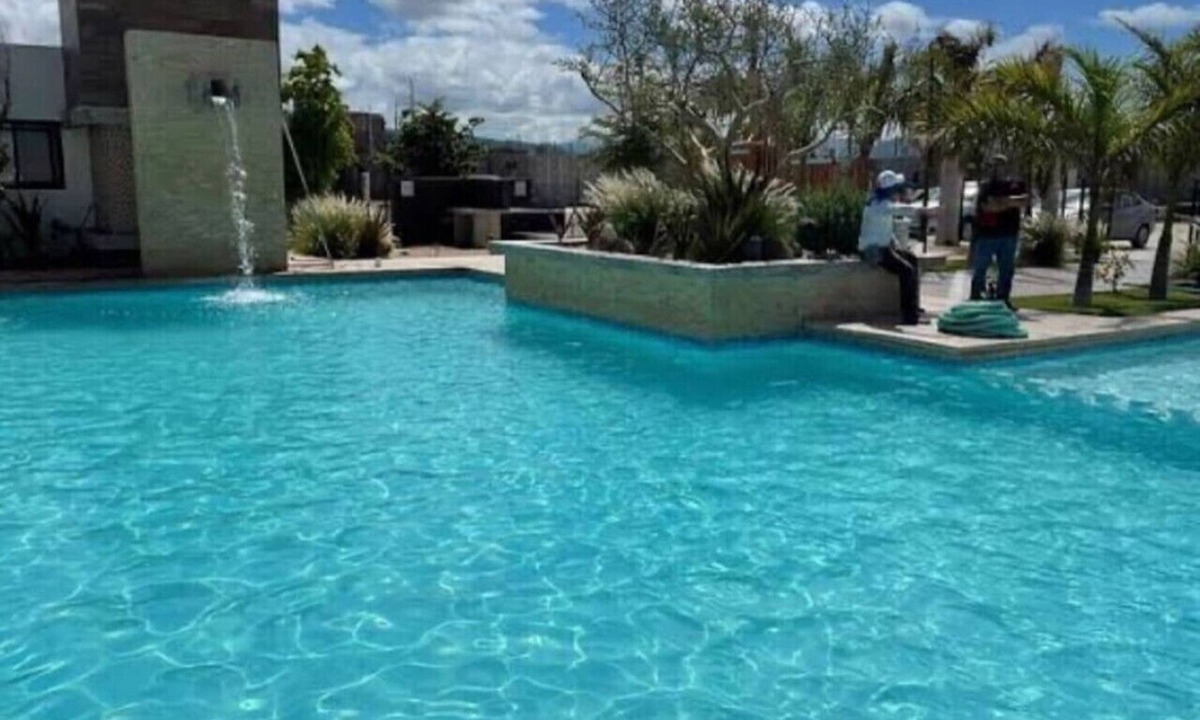 La Paz House | 3 Bedroom Home in Gated Community