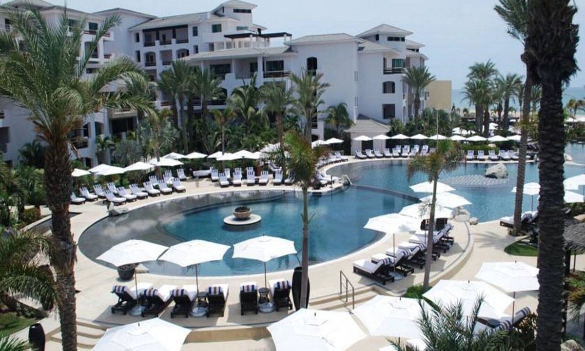 Zona Hotelera Hotel | 3 Sunny 2BR Suites w/Pool View & Full Kitchen – Near Estero San José Trails