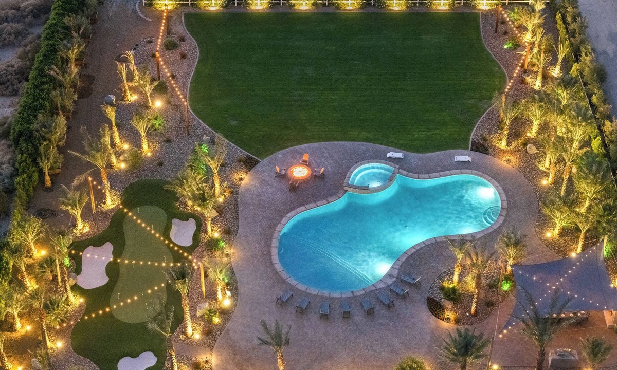 Thousand Palms House | 360° Mountain Views | 3 Acres Massive Resort Pool
