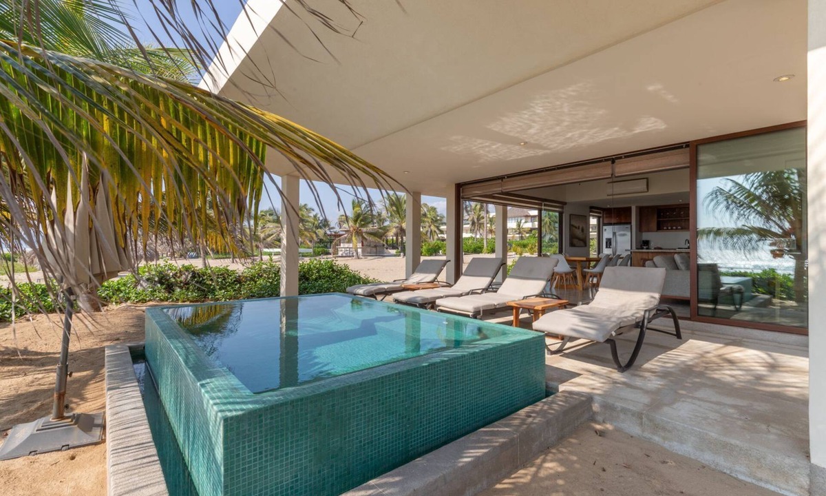 Ixtapa Villa | 3BR Beachfront Villa Private Terrace + Pool