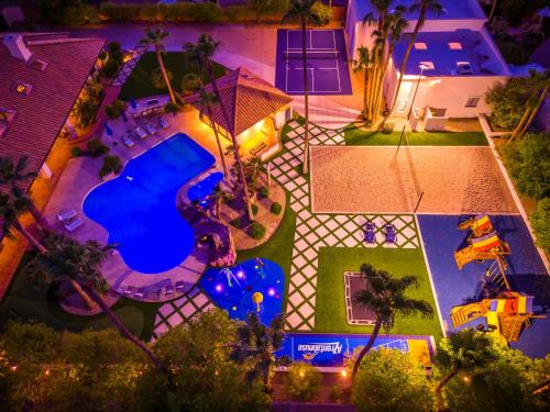 Saddleback Hills Villa | 3MillWaterslide ParadiseVballIndoorBballGolf