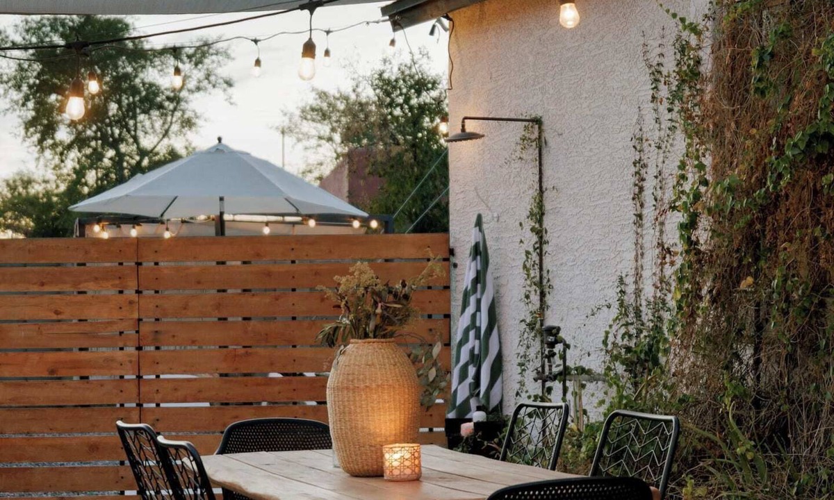 Coronado House | 4 bedroom private home in Coronado Historic District by PHX Stays