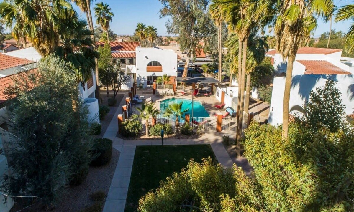 Casa Grande Condo | 44B CASA GRANDE modern 1bd 1ba condo heated pool