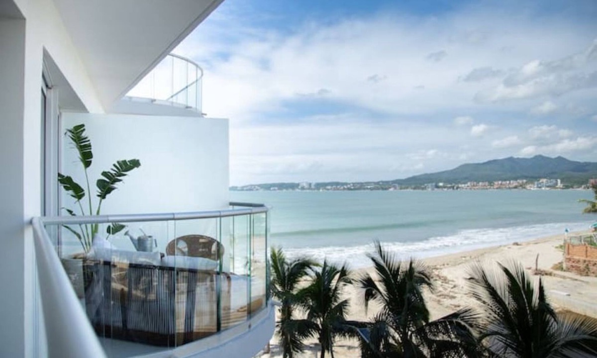 Bucerias Condo | 5* BEACHFRONT beautiful & cozy, 3 bedrooms/3 bath Condo - Golden Zone, Bucerias