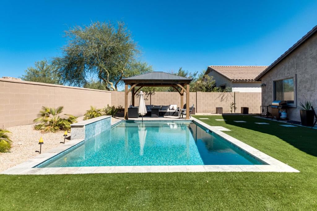 Estrella Mountain Ranch House | 5 Mi to Estrella Mtn Park! Home w/Outdoor Oasis