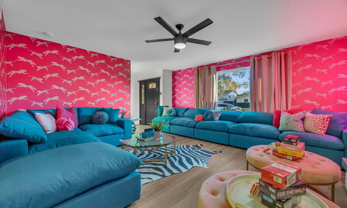 Park Scottsdale Four House | 5BR Scottsdale Retreat - Pool, Games & More!