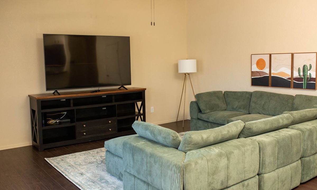 Yuma House | 8 beds-Cozy East Yuma Home