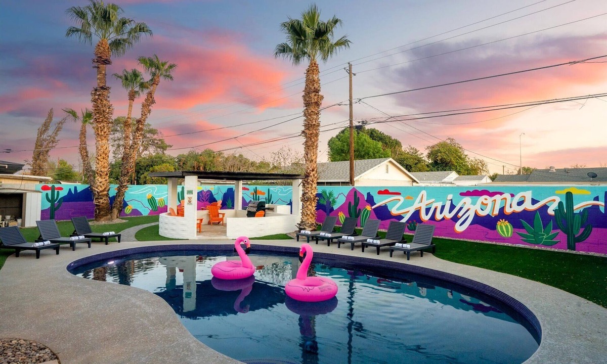Casa Mesa II House | 8BR Sleeps 18 Private Pool & Arcade