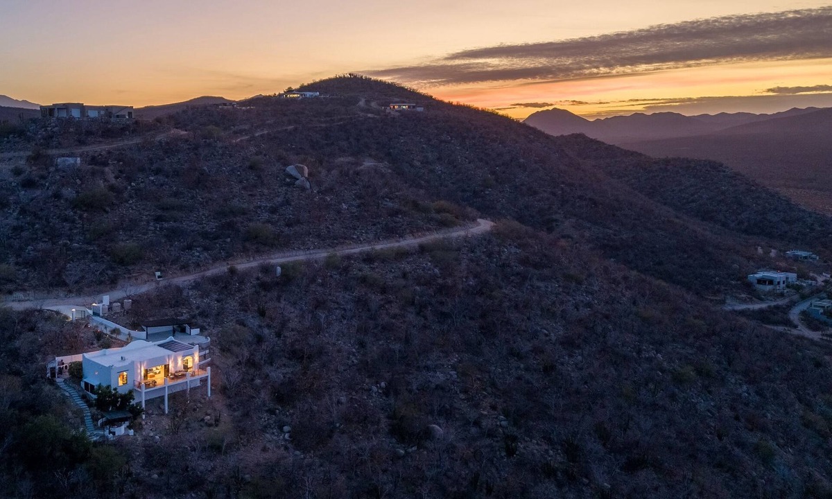 Los Barriles House | A New Property - UNIQUE MOUNTAINSIDE LOCATION with big views and privacy.