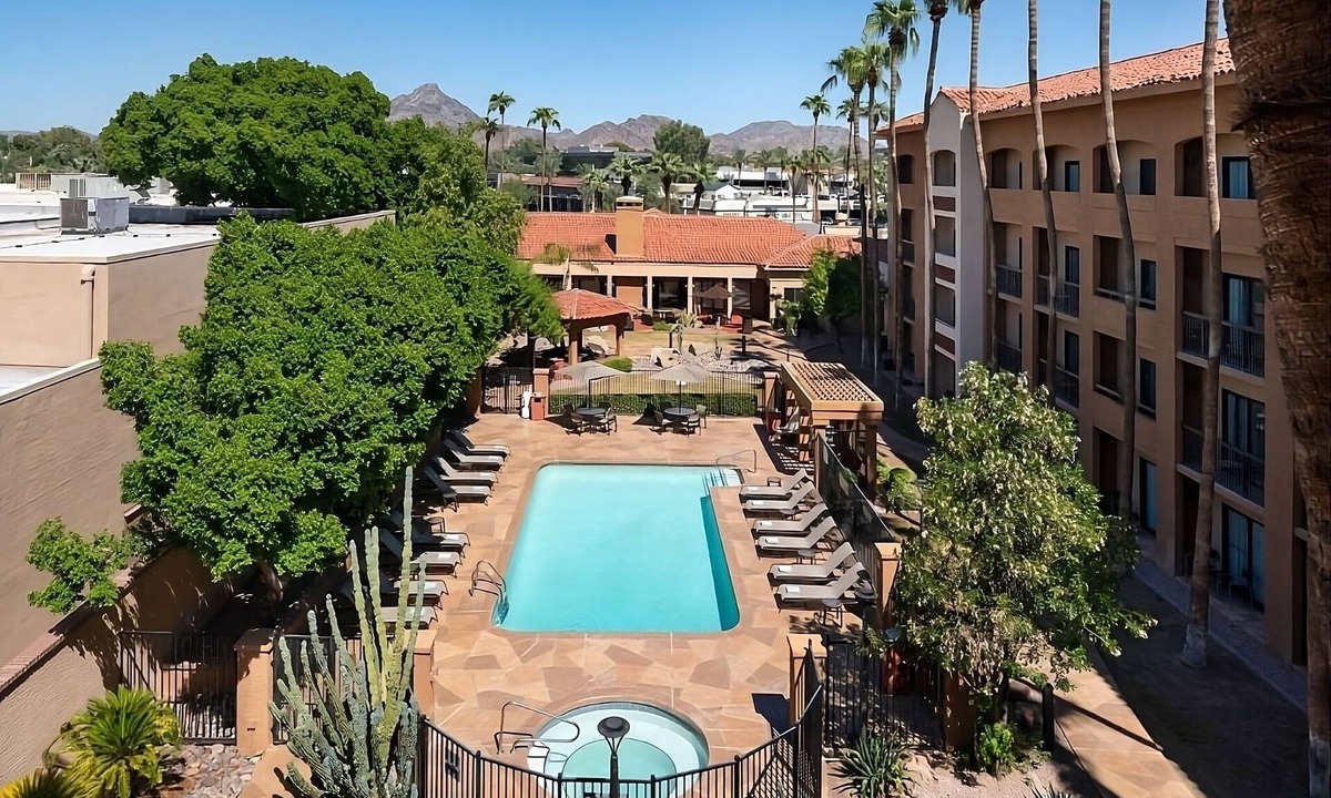Camelback East Hotel | A Place You'll Surely Enjoy! w/Outdoor Pool, Near Desert Storm Park