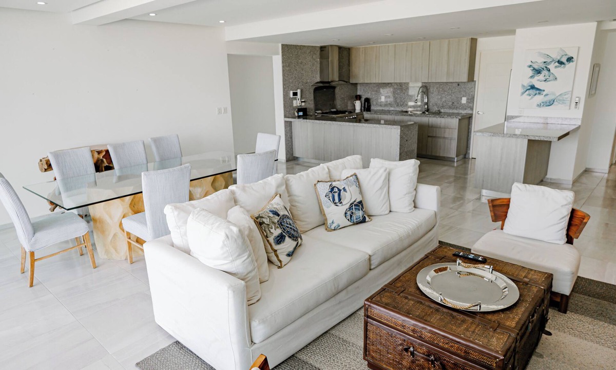 Diamante Apartment | ACAPULCO RESIDENCES WITH GOLF VIEWS