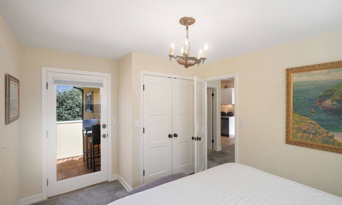 West Beach Apartment | Affordable Executive Getaway — blocks to Beach and Funk Zone
