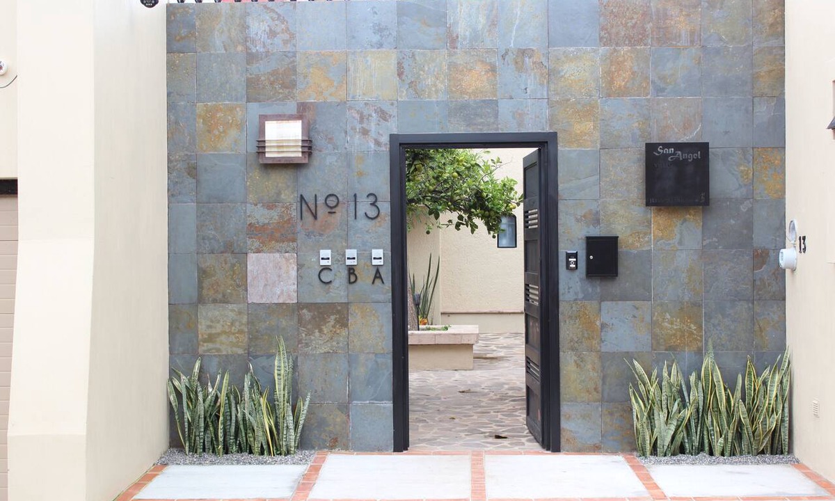 San Antonio Tlayacapan House | Ajijic 1 Bed Guesthouse-great Location-patio-bikes-pickleball Court-golf Cart