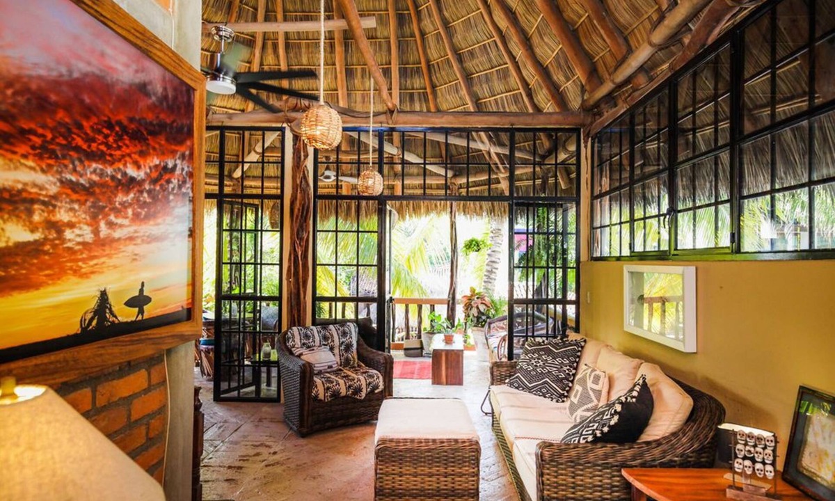 San Francisco House | AMAZING PALAPA HOUSE IN THE HEART OF SAN PANCHO