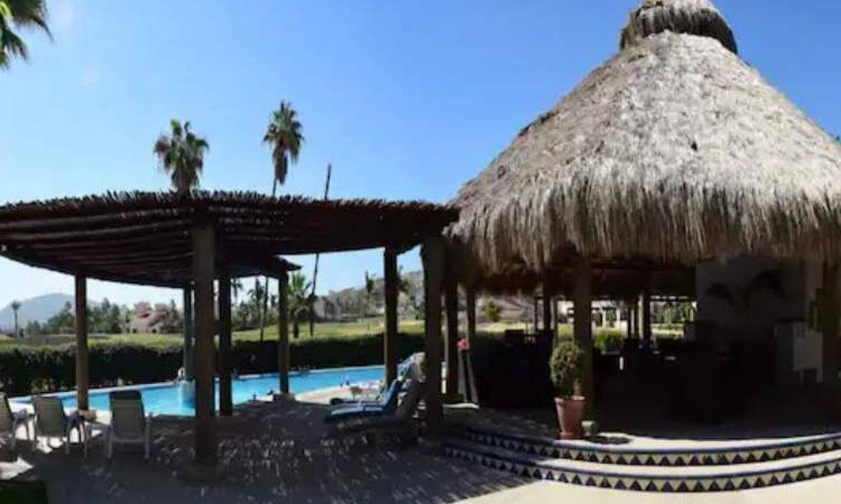 Zona Hotelera Condo | Amazing terrace at Peninsula V4 303