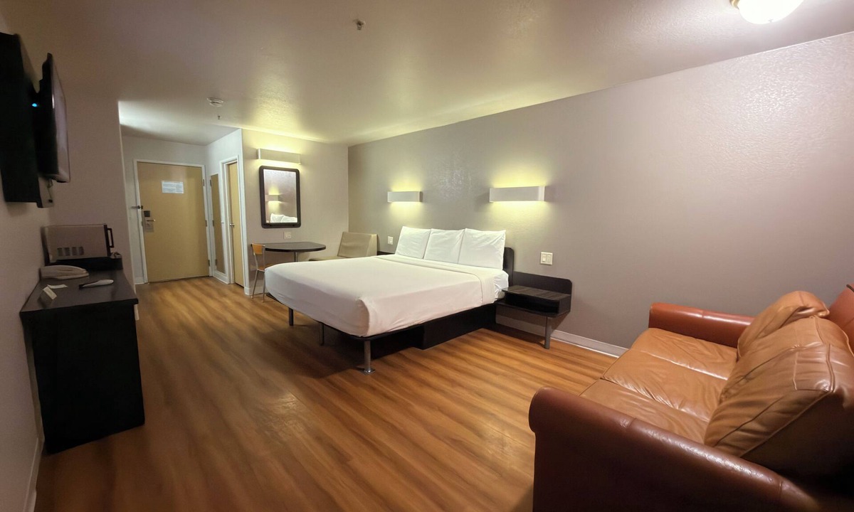 Apache Junction Hotel | Americas Best Value Inn Apache Junction