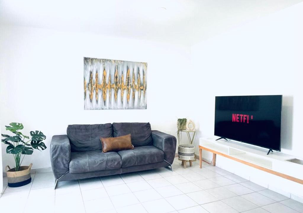 Hermosillo Apartment | Amplio Departamento, Moderno, cerca de Ford motor company