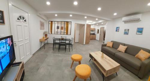 Viggianello Apartment | Appartement villa vue mer climatisé 1 chambre parking classé 3 étoiles