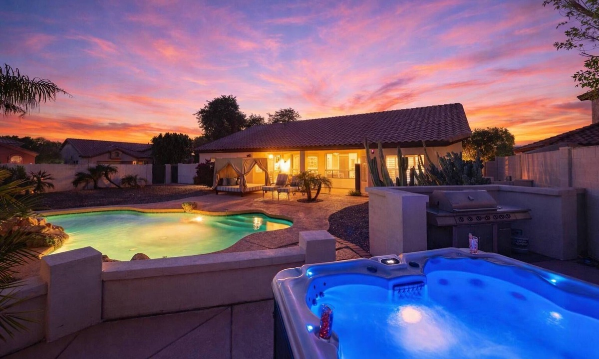 Arabian Crest House | Arabian Nights - Pool - Games - Cabana & More!