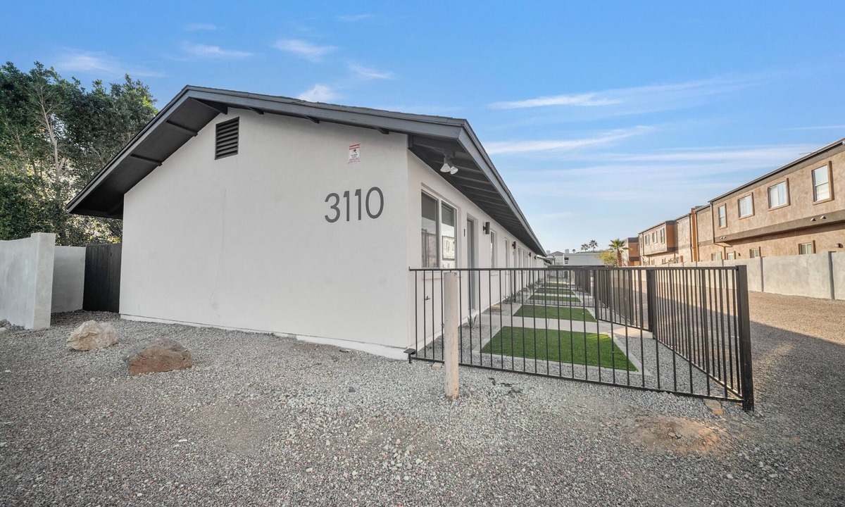 Camelback East Apartment | Arcadia Lite Unit 3 Near Old Town