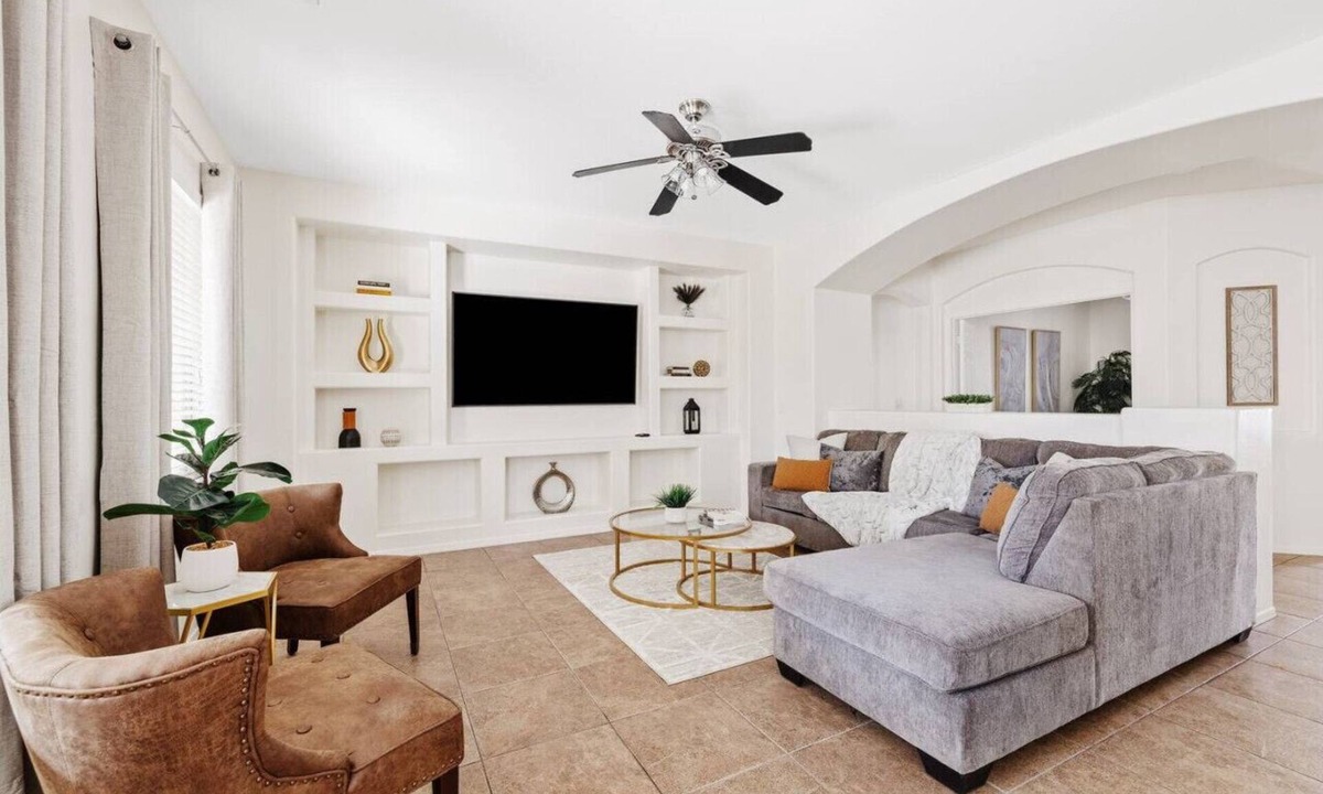 Chandler House | Arizonas best golf minutes away! Close to CHD