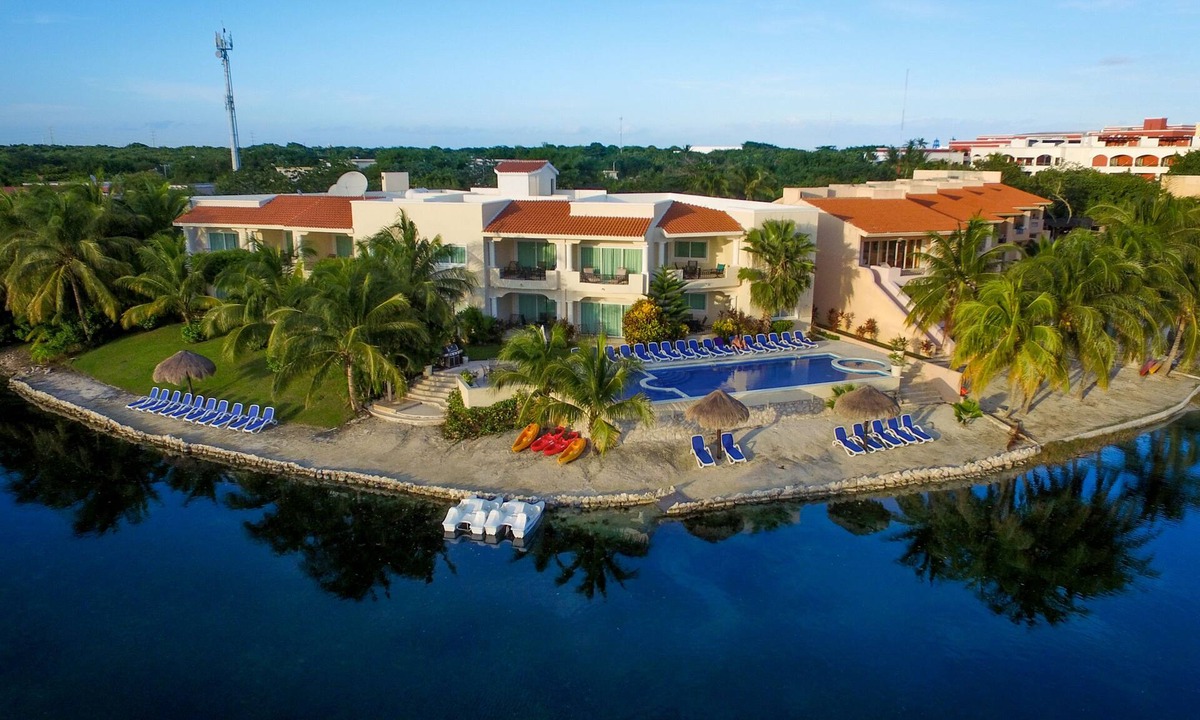 Puerto Aventuras Condo | Aventuras Club Lagoon