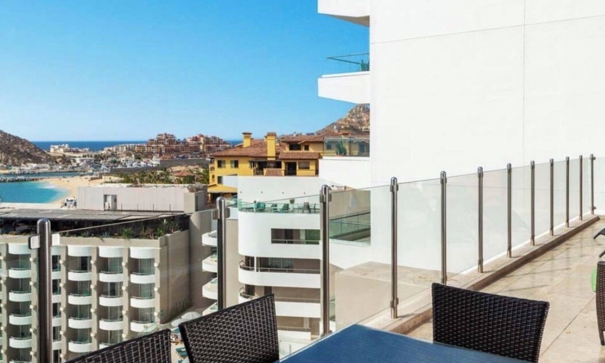 El Medano Ejidal Resort | Bayview Penthouse 3 King bedrooms massive balcony ocean & city view w/hot tub