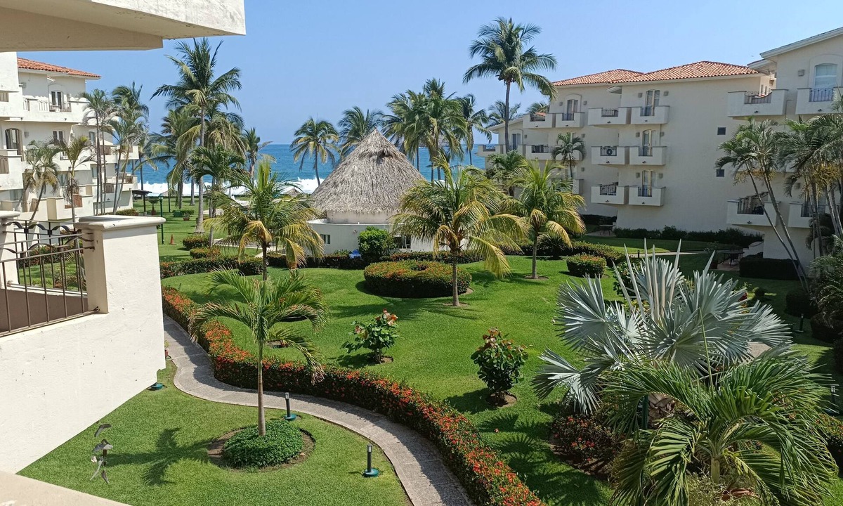Ixtapa Apartment | Beachfront Apartment at Ixtapa Iguana México Zihuatanejo Paradise