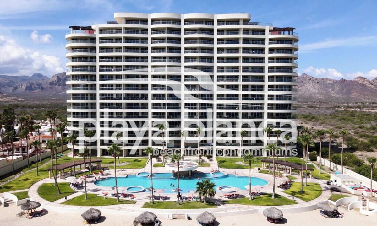 San Carlos Condo | Beachfront Luxury! Premier Playa Blanca Condo | Ocean Views, Resort Amenities