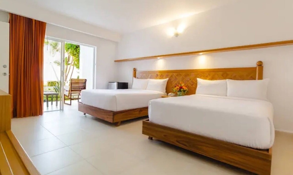 Punta Cancun Hotel | Beachscape Kin Ha | Standard | Bright Coastal Room Near Soft Sands