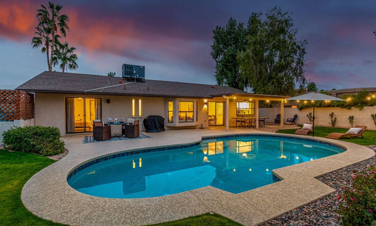 Kierland House | Beam Me Up, Scottsdale! Hot Pool, Old Town Cool