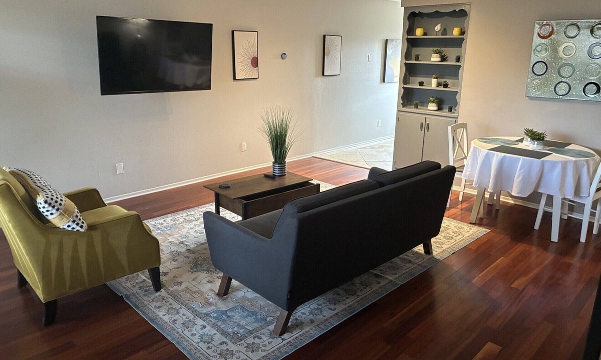 Alhambra Condo | Beautiful 2 Bedroom Condo Designed for Comfort