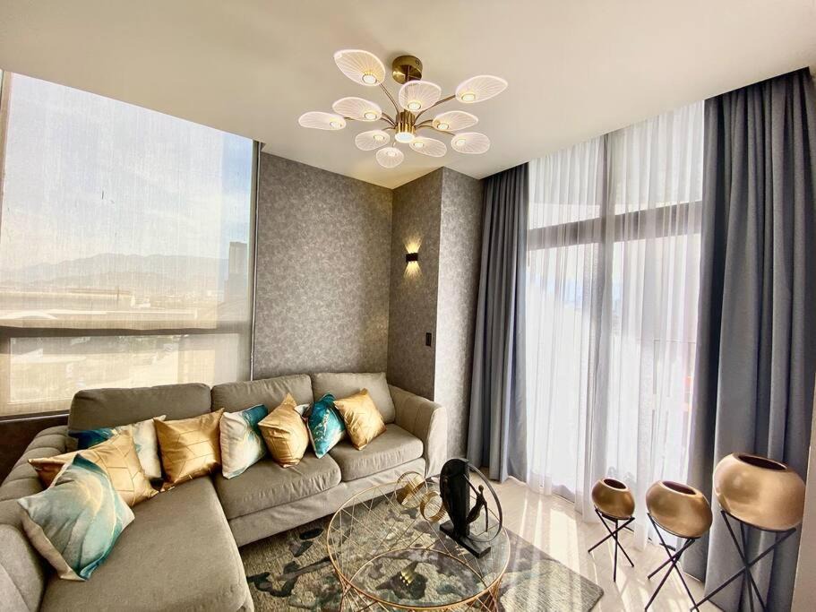 Monterrey Apartment | Beautiful Apt Arena, Fundidora, BBQ, Gym.