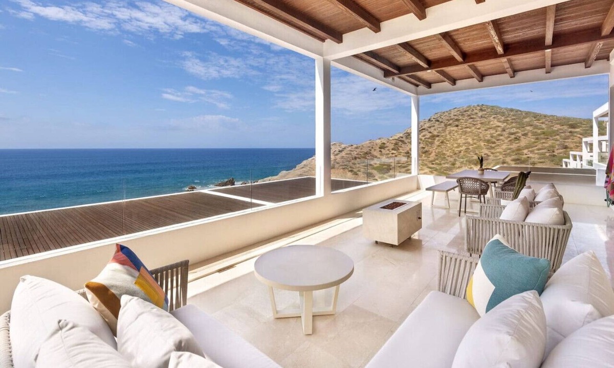 Cerritos Apartment | Beautiful Beachfront Condo, Five-Star Amenities