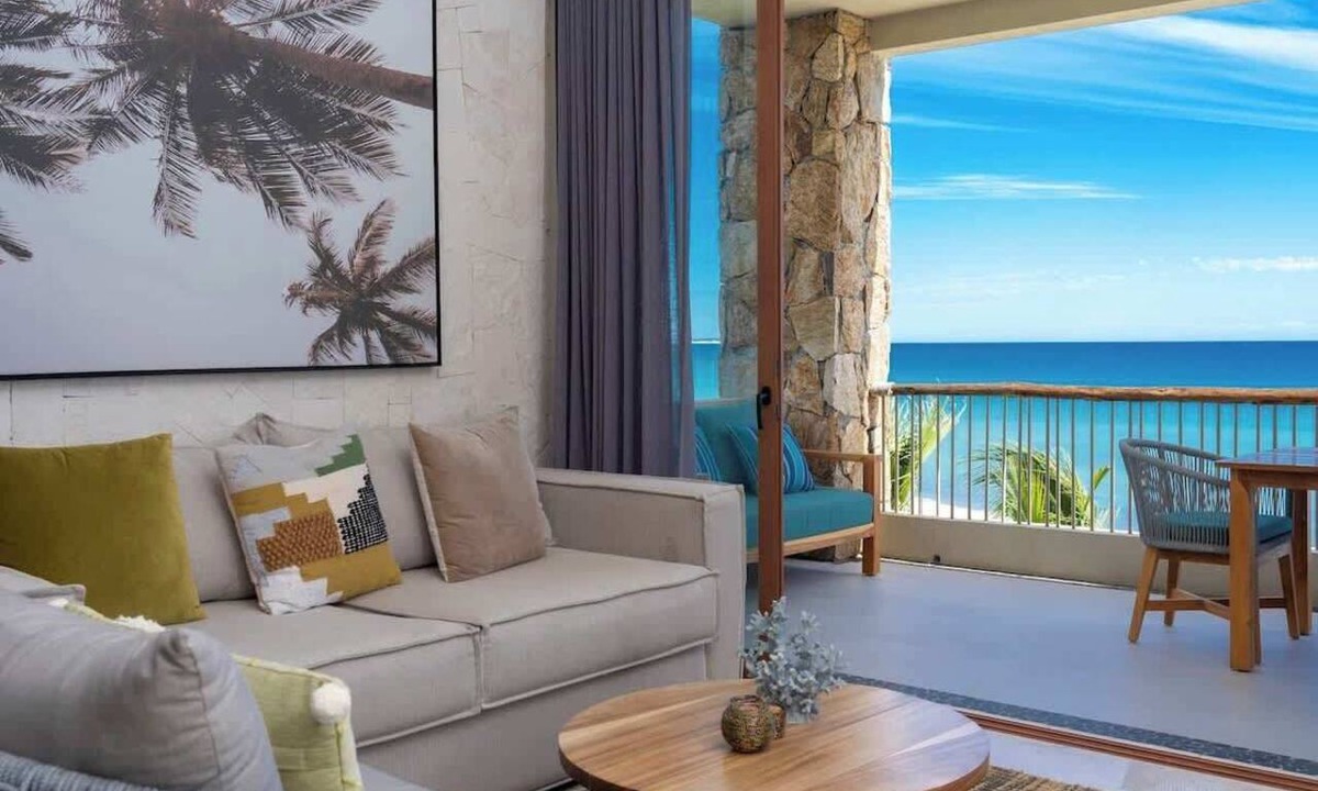 Zona Hotelera Condo | Beautiful Condo at Costa Azul Beach Oceanfront 121