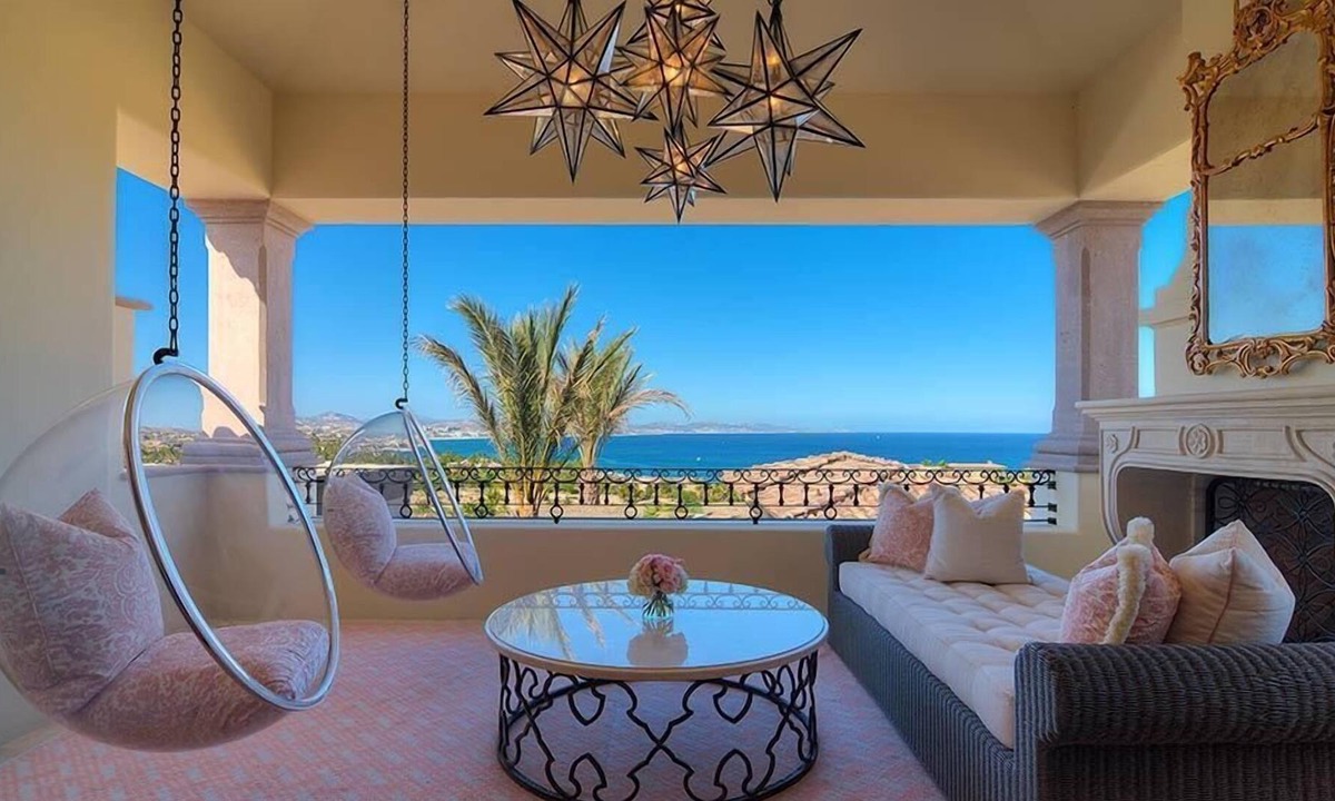 San Jose del Cabo Villa | Beautiful Eight Bedroom Villa with views of the Sea of Cortez