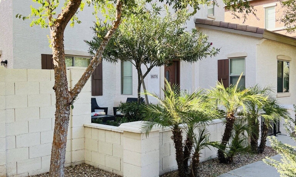 Sierra Verde House | BEAUTIFUL Home. ALL IT NEEDS IS YOU!