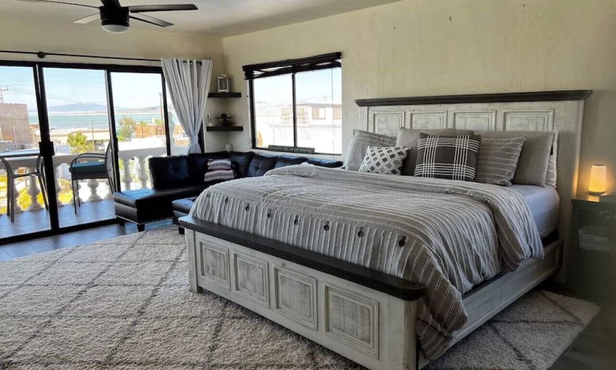 Cholla Bay House | Beautiful Home Only a Block 1/2 from the Ocean