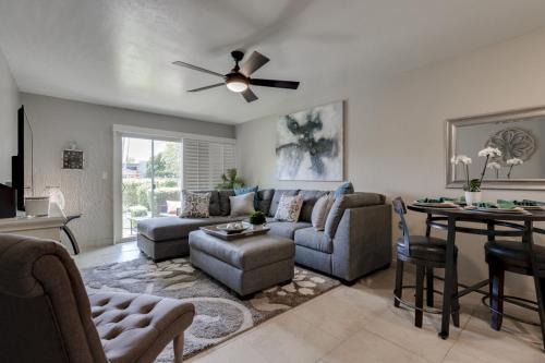 South Scottsdale Apartment | Beautiful Poolside Old Town Scottsdale Condo