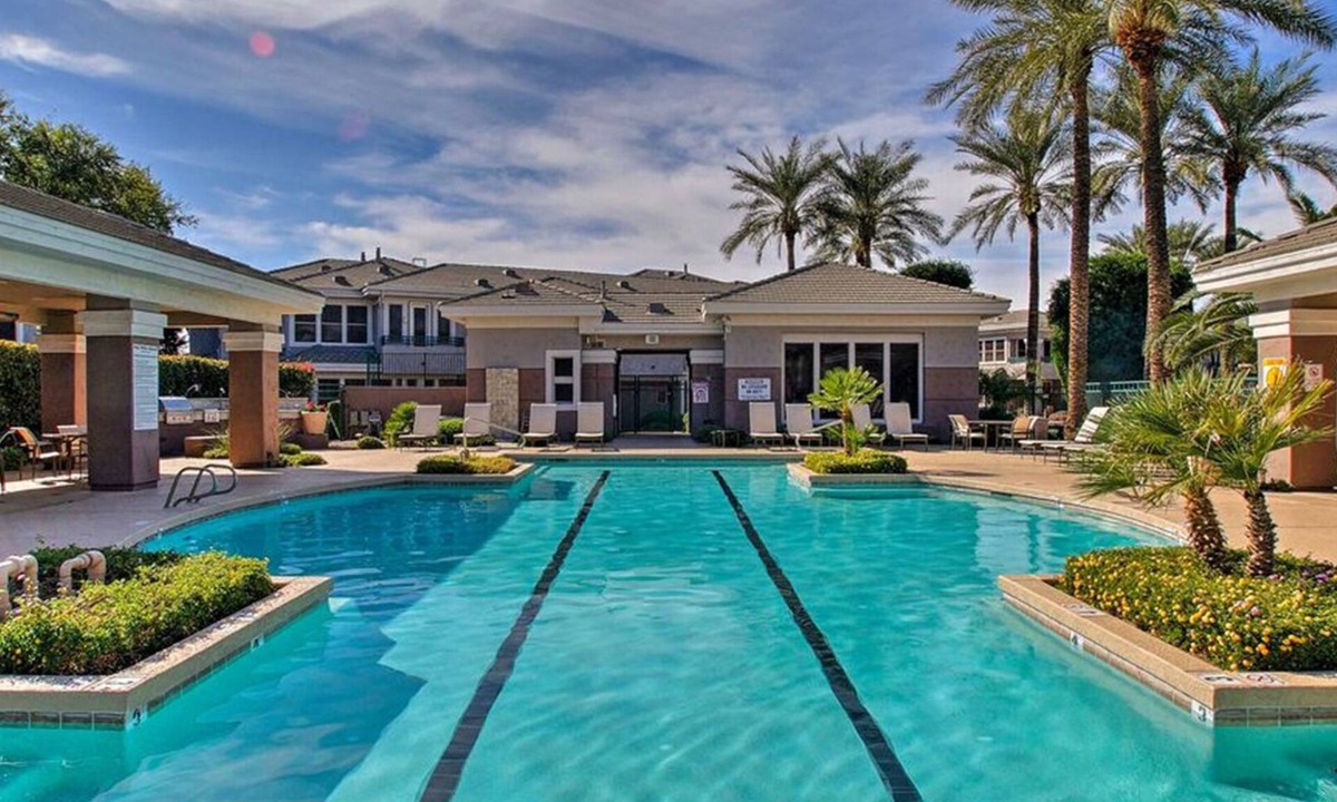 Kierland Condo | Beautiful & Quiet Location for some Fun in the Sun!